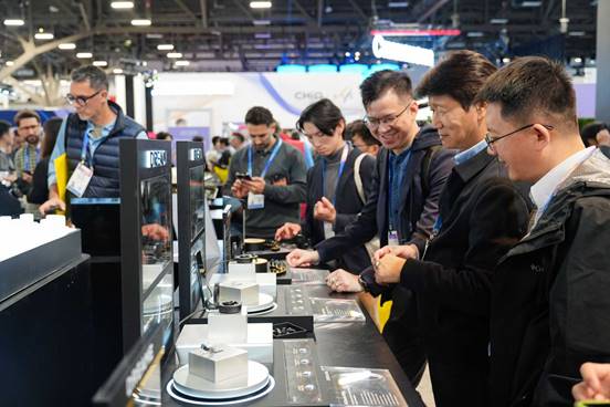 从指尖闪耀全球｜追觅AI智能硬件携新品震撼亮相CES 2026！(图2)