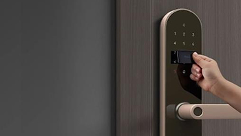 入户第一步 智能门锁这样选才安全 - 易拓智能家居网