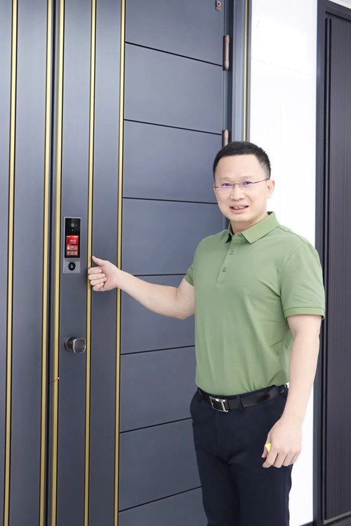 万佳安智慧门锁D10荣耀首发:3D人脸识别,首创智慧管家(图2) 万佳安智慧门锁D10荣耀首发:3D人脸识别,首创智慧管家(图2)